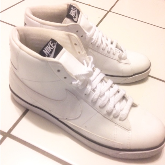 Nike Other - RARE⭐️VINTAGE-Original 1972 Nike high top sneakers